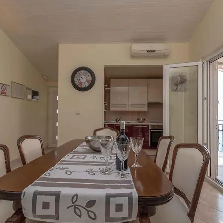 Lejlighed In Okrug Gornji 6139 Trogir